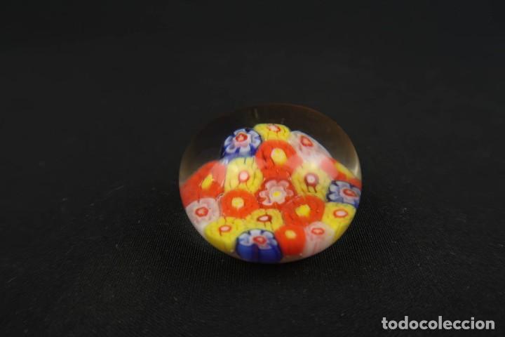 Escriban&iacute;a: Antiguo Pisapapeles de cristal - Foto 3