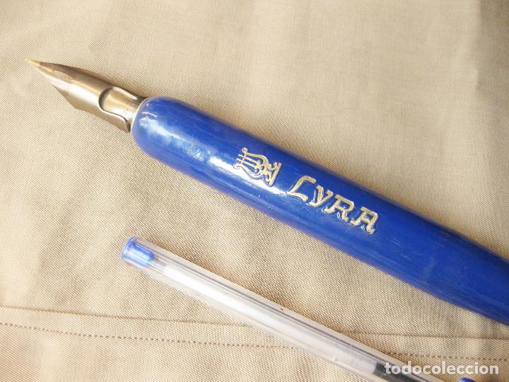 Escriban&iacute;a: ANTIGUA PLUMA DE GRAN TAMA&Ntilde;O MARCA LYRA - Foto 2