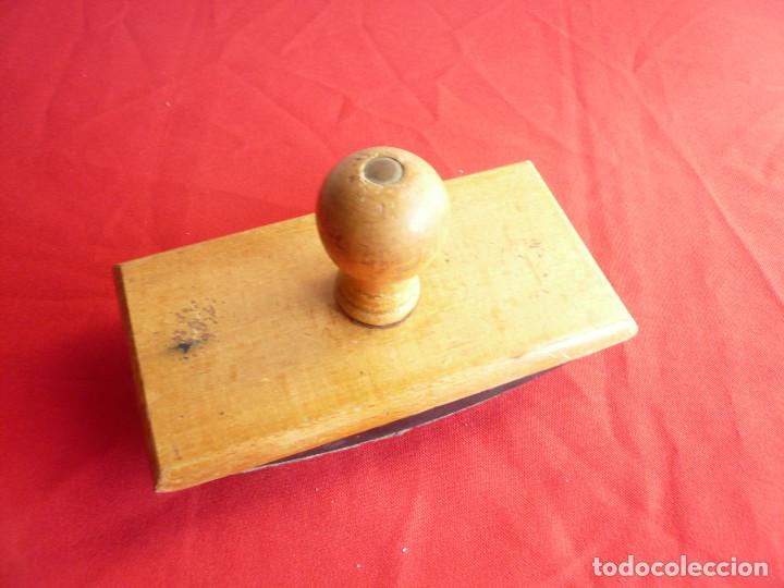 Escriban&iacute;a: ANTIGUO SECANTE DE MADERA. FRANCIA - Foto 3
