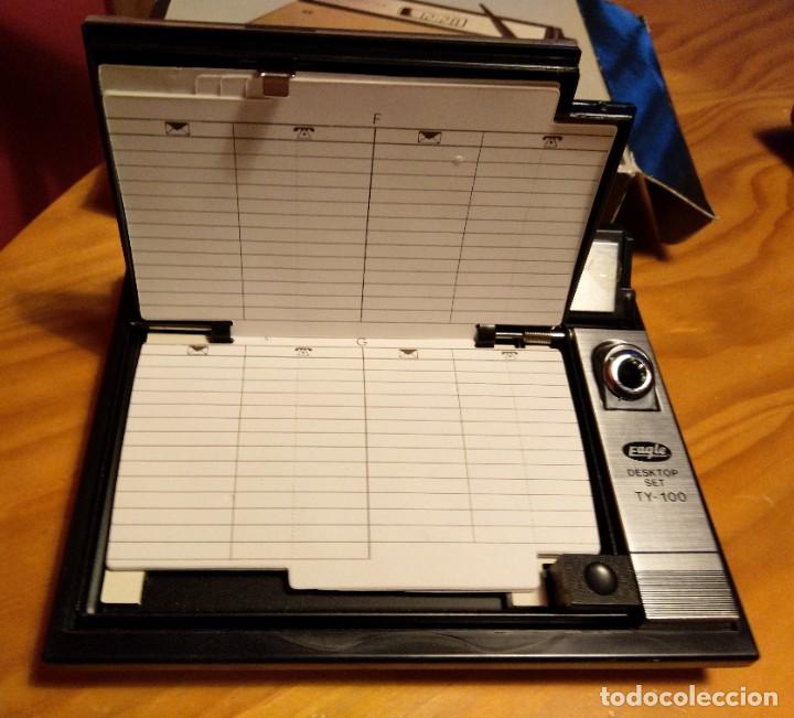 Escriban&iacute;a: Agenda telef&oacute;nica escritorio, con reloj digital - Foto 2