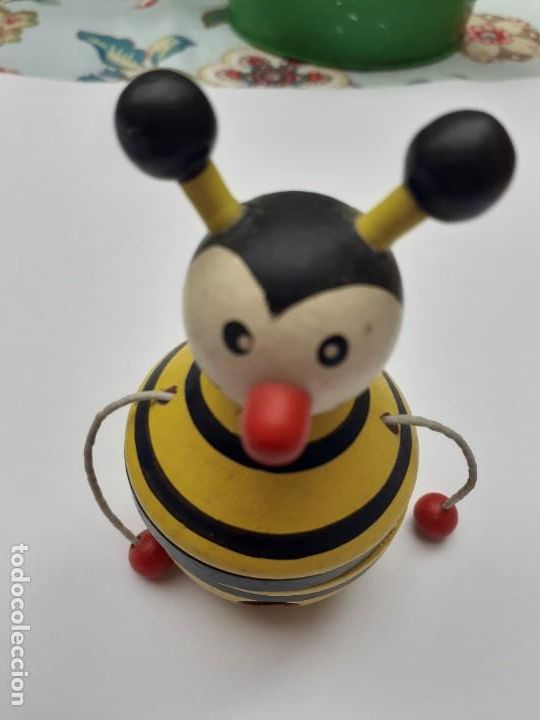 Escriban&iacute;a: Maquineta  forma de abeja - Foto 1