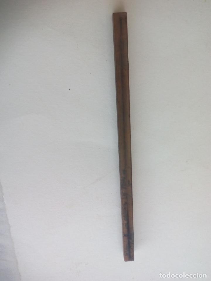 Escriban&iacute;a: ANTIGUA REGLA DE MADERA, 20 CM - Foto 4
