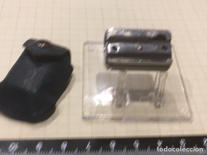Escriban&iacute;a: Sacapuntas con fundas El Casco metal - Foto 1