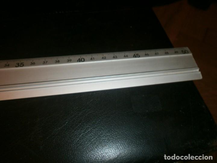 Escriban&iacute;a: Regla de aluminio medida 51 X 3.7 cm. - Foto 1