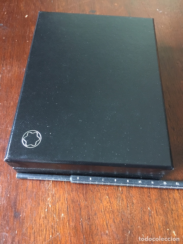 Escriban&iacute;a: Caja de Montblanc con bolsa y papeles - Foto 3