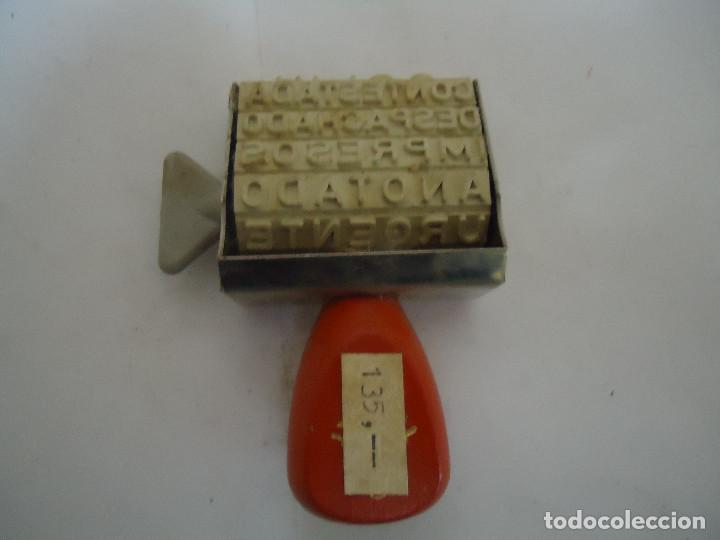 Escriban&iacute;a: ANTIGUO SELLO PARA TAMPON DE VARIAS FORMAS. --- 8 - Foto 1