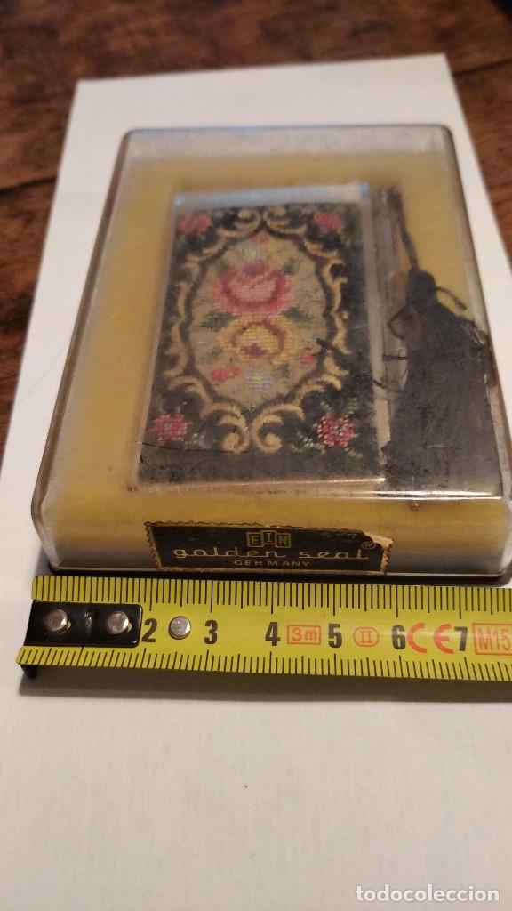 Escriban&iacute;a: ANTIGUA MINIATURA DE LIBRETA CON PORTAMINAS.ein germany - Foto 1