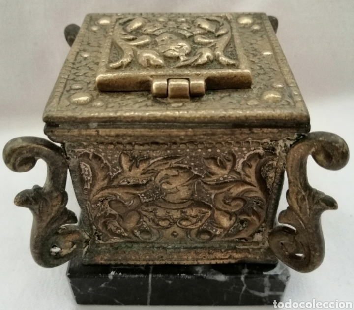 Escriban&iacute;a: Antiguo y Gran Tintero Bronce. - Foto 1