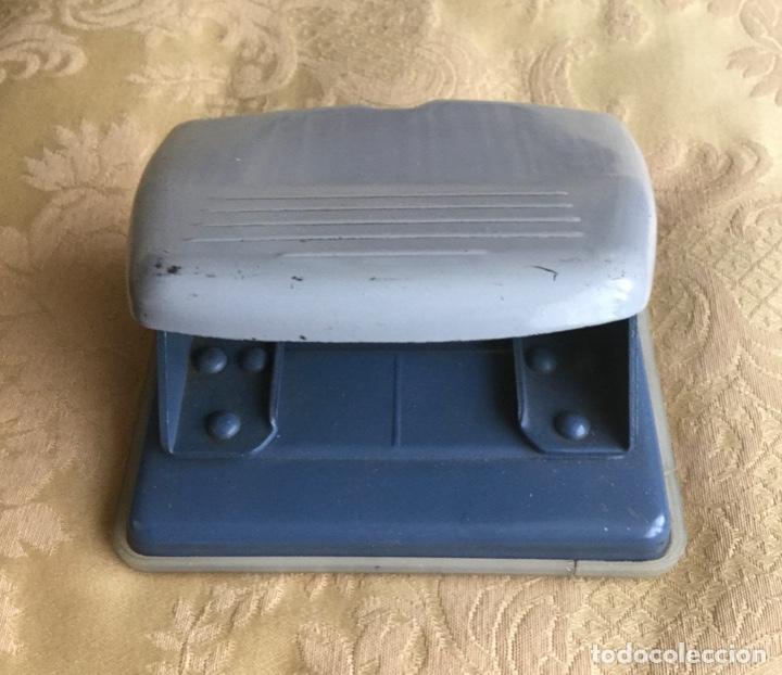 Escriban&iacute;a: PERFORADORA VINTAGE PETRUS 65 - Foto 3