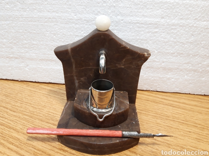 Escriban&iacute;a: Original Escribania forma de fuente en marmol. - Foto 1
