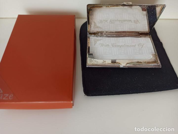 Escriban&iacute;a: Tarjetero funda tarjetas plateado - Foto 2