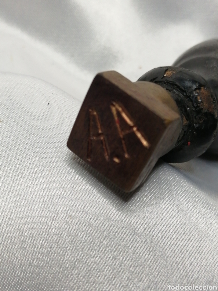 Escriban&iacute;a: Sello bronce y madera ebonizada - Foto 4