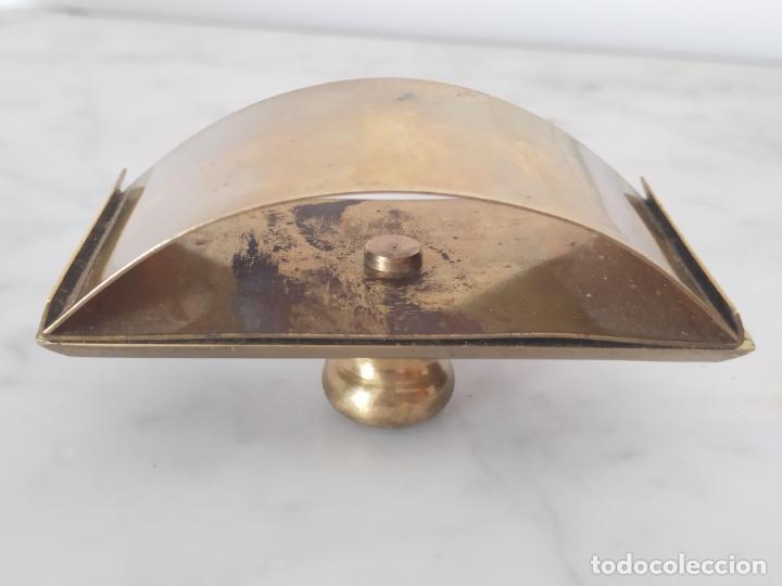 Escriban&iacute;a: Antiguo porta secante en bronce - Foto 11