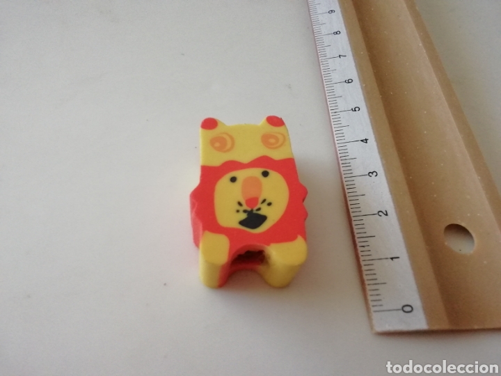 Escriban&iacute;a: GOMA DE BORRAR ANIMAL LE&Oacute;N - Foto 1