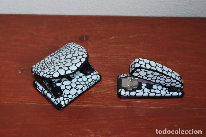 Escriban&iacute;a: GRAPADORA 226 Y PERFORADORA 52 PETRUS DISE&Ntilde;O JAVIER MARISCAL - ESCRITORIO