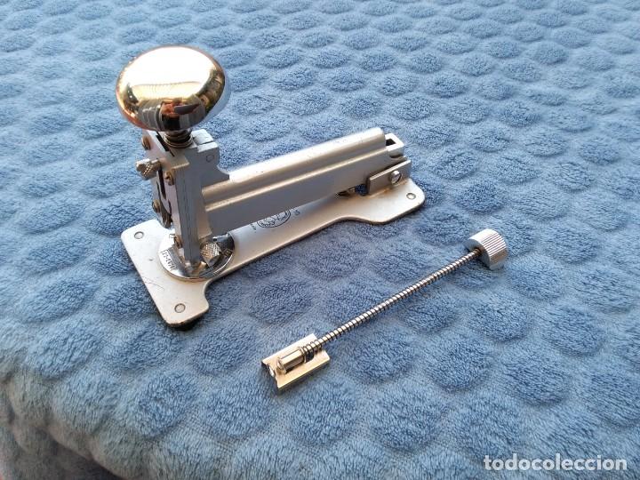 Escriban&iacute;a: Grapadora ( EL CASCO, M10 ) FUNCIONANDO.... - Foto 6
