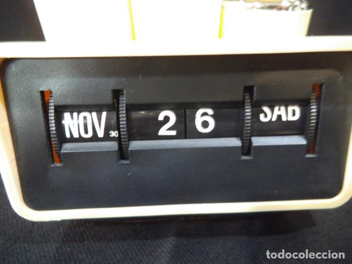 Escriban&iacute;a: CALENDARIO PERPETUO CON CUBILETES - Foto 3