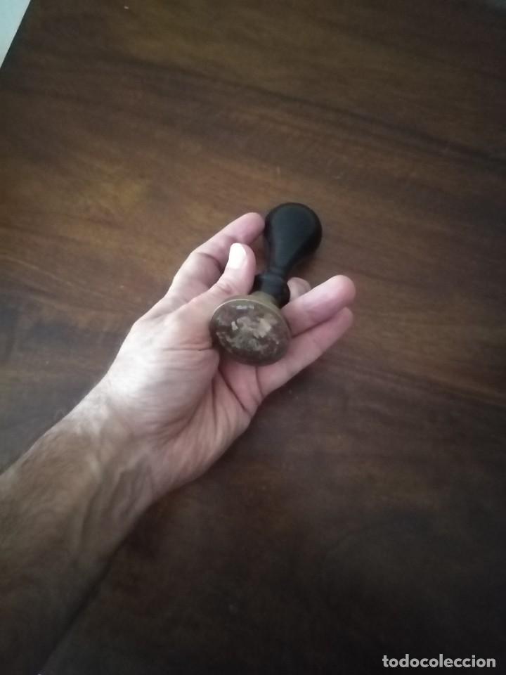 Escriban&iacute;a: Gran pu&ntilde;o sello lacre. Ver descripci&oacute;n. - Foto 2