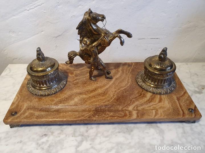 Escriban&iacute;a: ESCRIBANIA BRONCE Y MARMOL - Foto 1