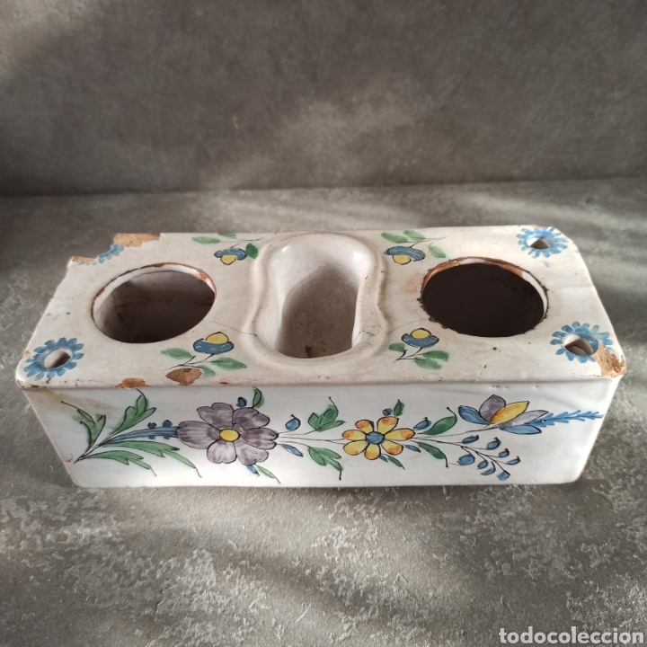 Escriban&iacute;a: Antiguo tintero - Talavera - Manises - Foto 1