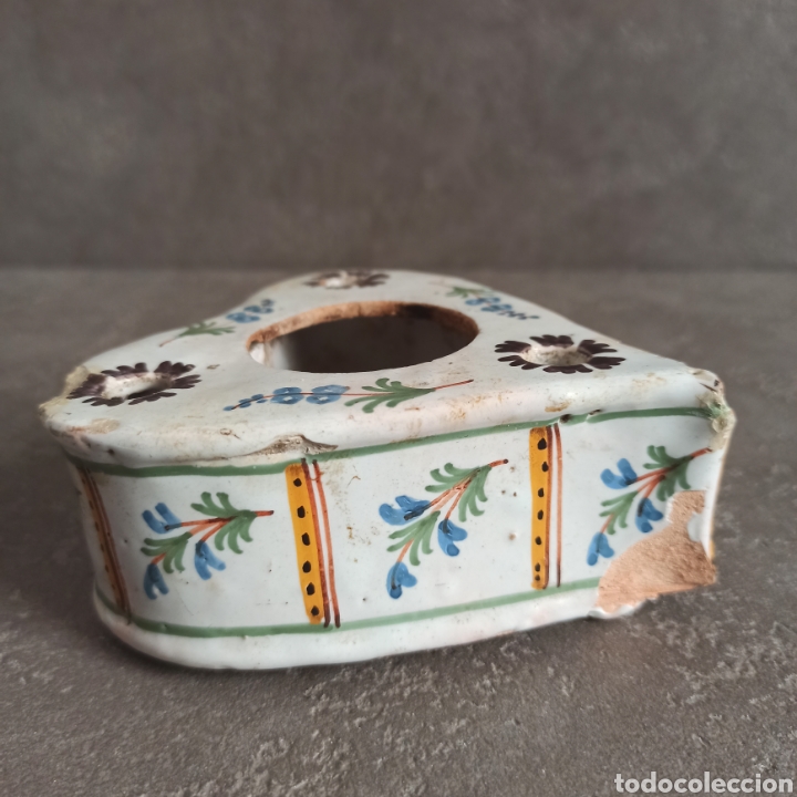 Escriban&iacute;a: Tintero antiguo de cer&aacute;mica en forma decorazon - Foto 4