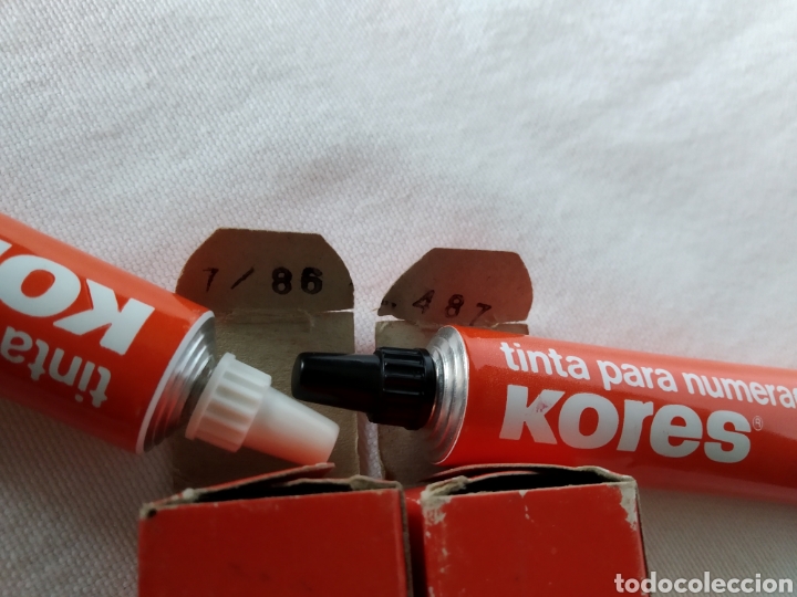 Escriban&iacute;a: DOS BOTES DE TINTA ROJA PARA NUMERADORES KORES - Foto 3