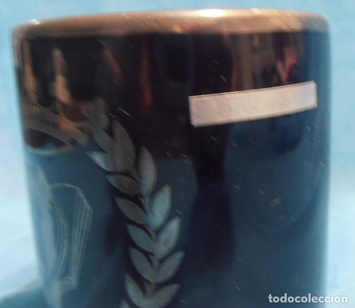 Escriban&iacute;a: LAPICERO, PORTALAPICES CON EL CADUCEO - Foto 3