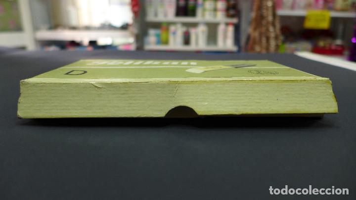 Escriban&iacute;a: CAJA DE GOMAS DE BORRAR PELIKAN D/100 - Foto 2