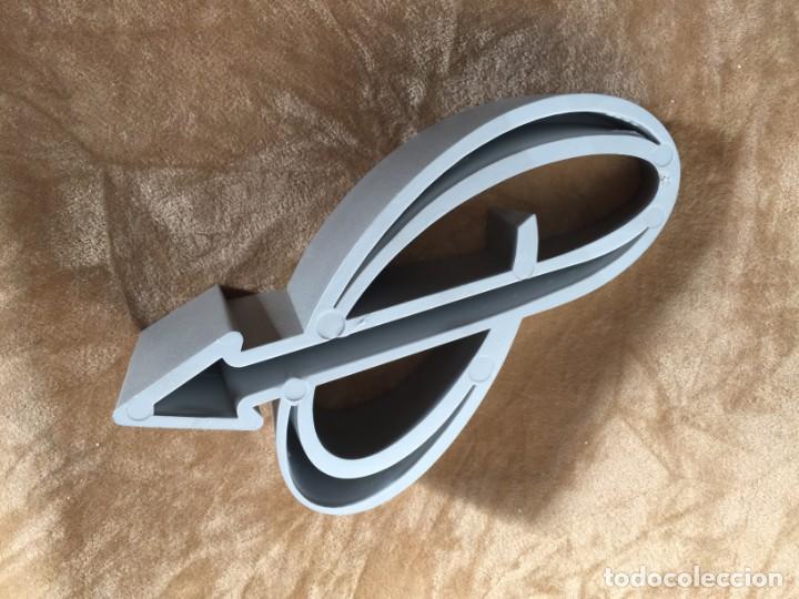 Escriban&iacute;a: S&iacute;mbolo - Parker &rdquo;P&rdquo; - Foto 2