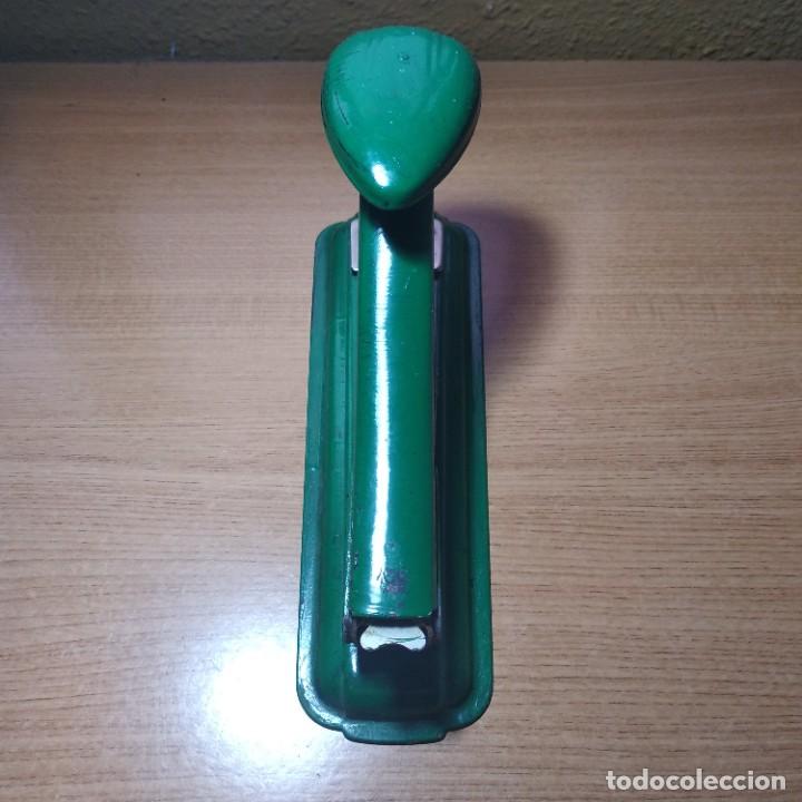 Escriban&iacute;a: GRAPADORA & PERFORADORA. A&Ntilde;OS 60S.RUBAFIX. - Foto 3