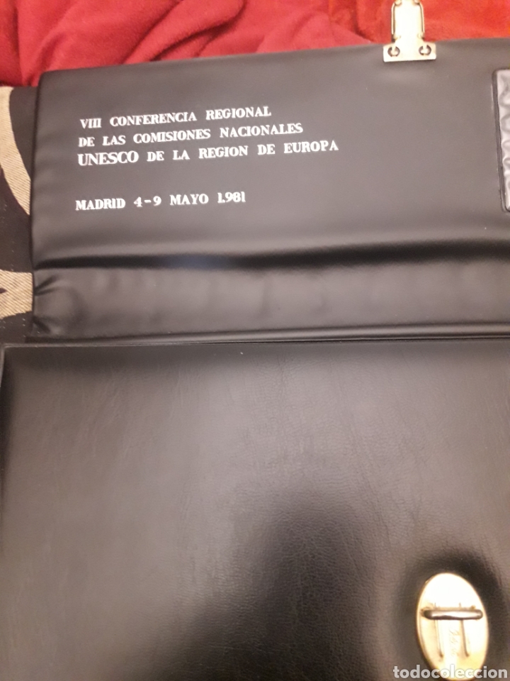 Escriban&iacute;a: Antigua carpeta portadocumentos, Unesco, de 1981 - Foto 2