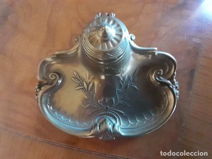 Escriban&iacute;a: Peque&ntilde;a escriban&iacute;a lat&oacute;n con tintero - Foto 1
