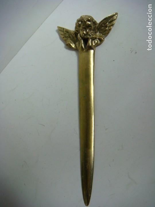 Escriban&iacute;a: ABRECARTAS EN BRONCE CON CABEZA DE ANGEL EN RELIEVE (&) - Foto 1