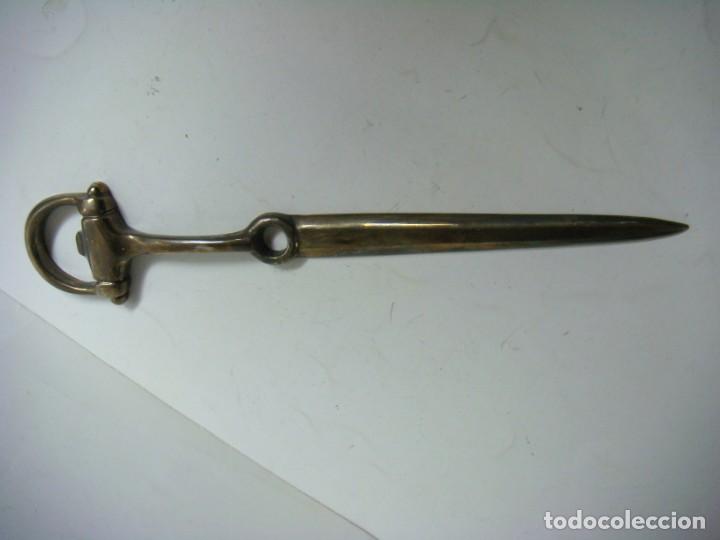 Escriban&iacute;a: ABRECARTAS EN METAL (&) - Foto 1