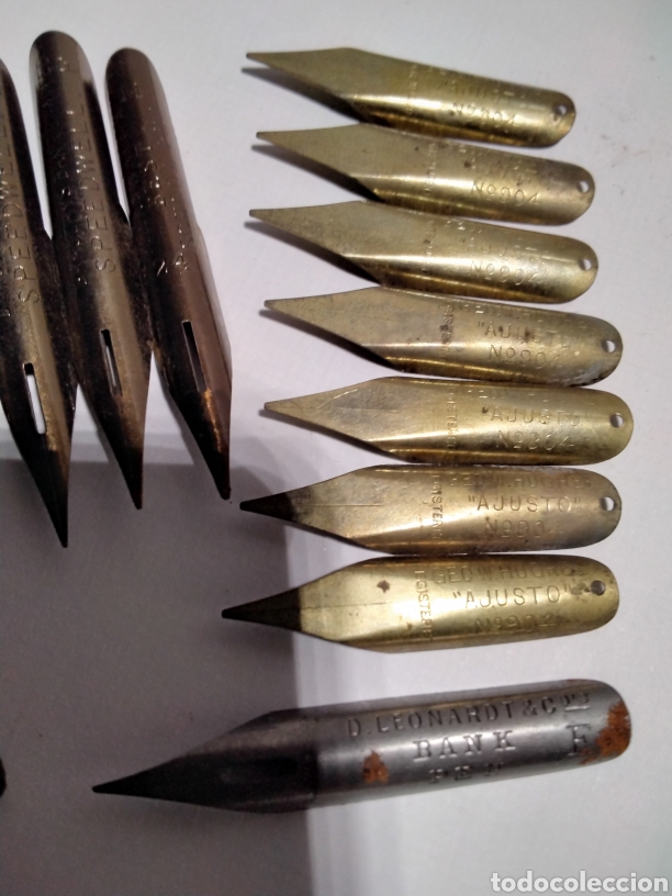 Escriban&iacute;a: Caja de plumillas BIRMINGHAM con veinte plumas variadas - Foto 3