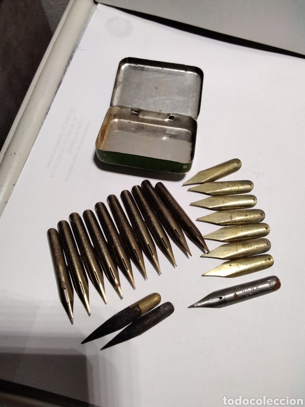 Escriban&iacute;a: Caja de plumillas BIRMINGHAM con veinte plumas variadas - Foto 4