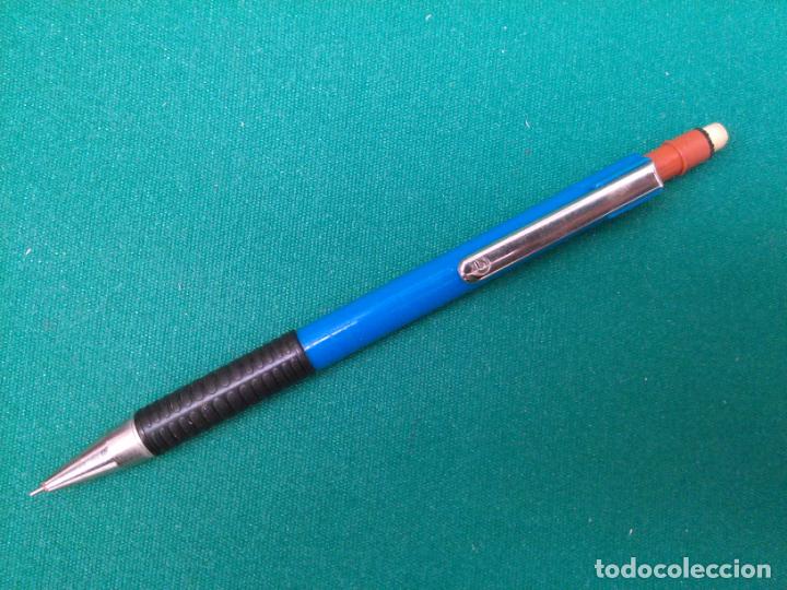 Escriban&iacute;a: PORTAMINAS STAEDTLER 0.5 - Foto 2