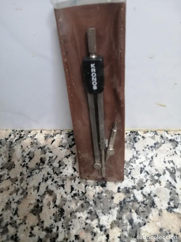 Escriban&iacute;a: ANTIGUO COMPAS KRONOS - Foto 3