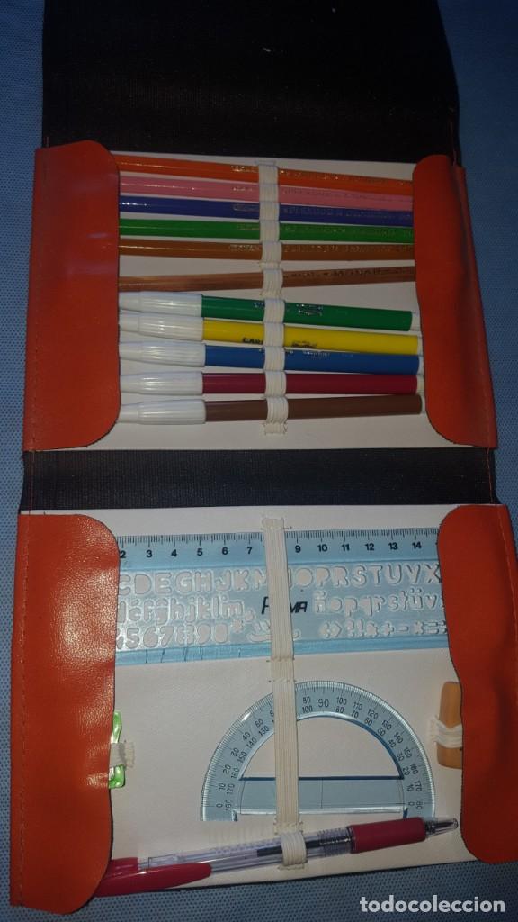 Escriban&iacute;a: ESTUCHE ESCOLAR VINTAGE A&Ntilde;OS 70-80 - Foto 2