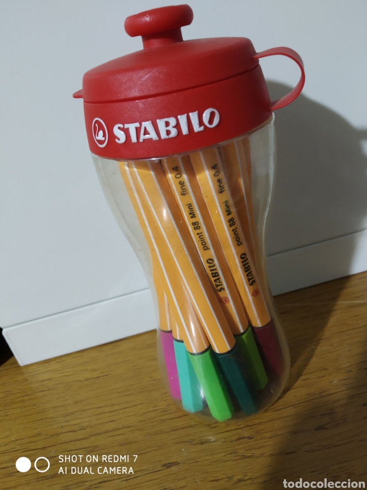 Escriban&iacute;a: Estuche con 17 Stabilo Point 88 Mini - Foto 1