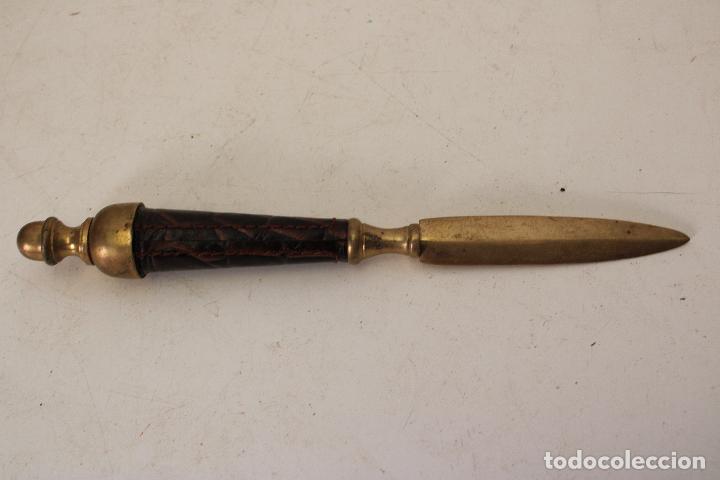 Escriban&iacute;a: abrecartas de bronce - Foto 1