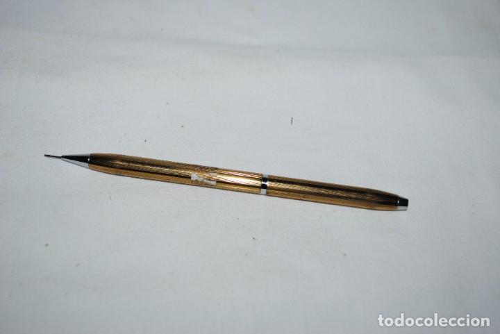 Escriban&iacute;a: LAPICERO METALICO DORADO - Foto 2