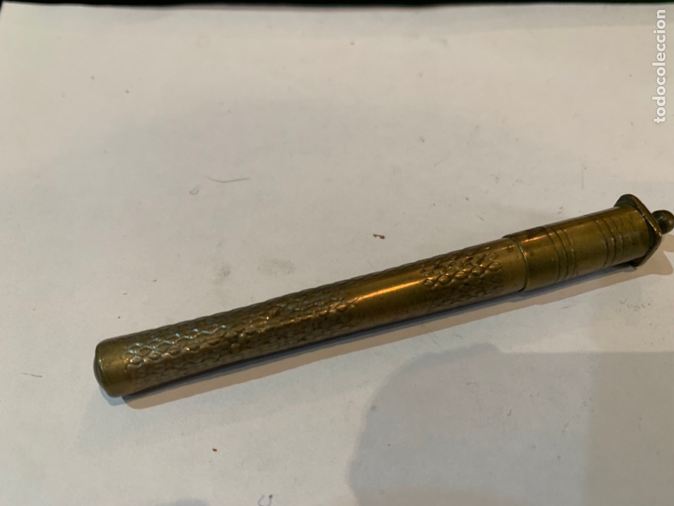 Escriban&iacute;a: Porta lapicero antiguo de bronce - Foto 2