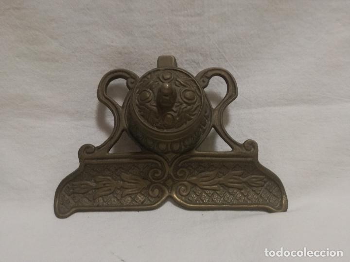 Escriban&iacute;a: ANTIGUO TINTERO DE BRONCE / LATON - Foto 8
