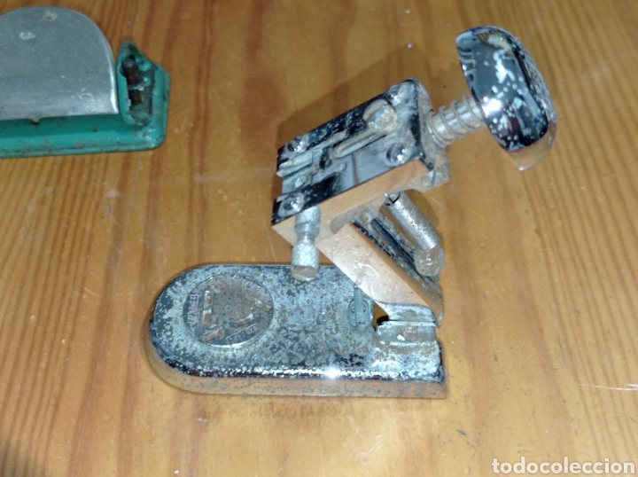 Escriban&iacute;a: ANTIGUA GRAPADORA Y PERFORADORA - Foto 2