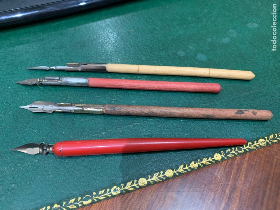 Escriban&iacute;a: 4 palilleros 3 maderas y 1 pl&aacute;stico antiguos - Foto 1