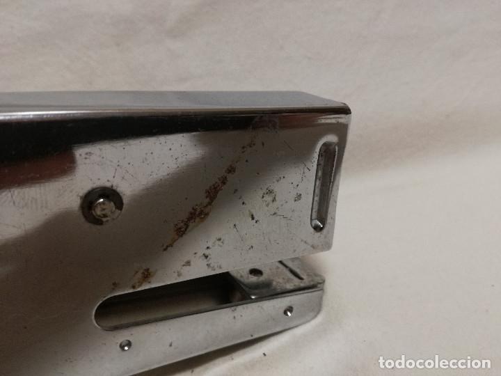 Escriban&iacute;a: GRAPADORA DE MANO - SIN MARCA (FUNCIONA) - Foto 3