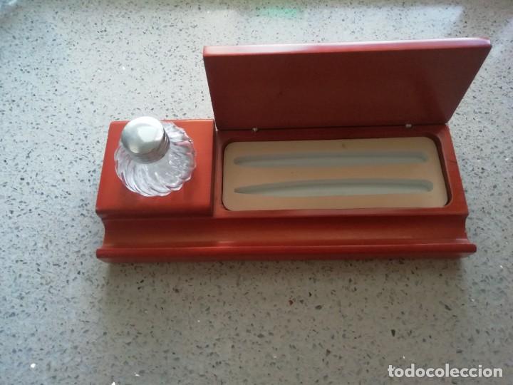 Escriban&iacute;a: Escribania madera con tintero cristal y metal - Foto 5
