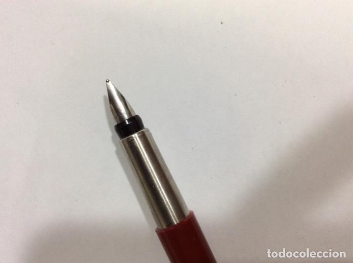 Escriban&iacute;a: Pluma Parker vector burdeos - Foto 2