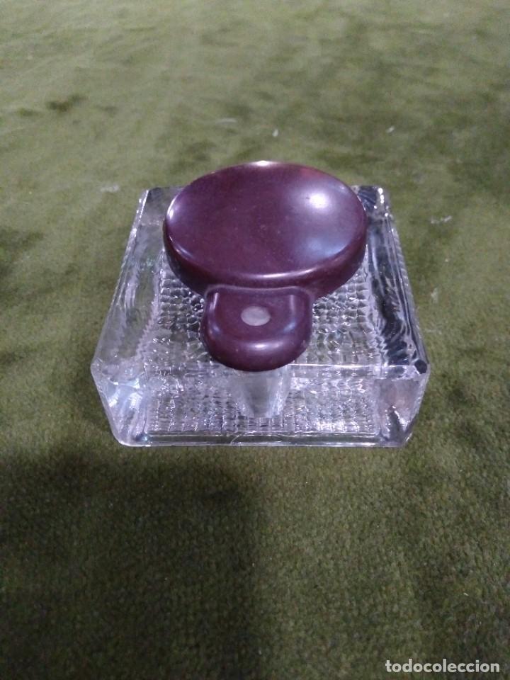 Escriban&iacute;a: Tintero en cristal, tapa baquelita. REF-2796 - Foto 1
